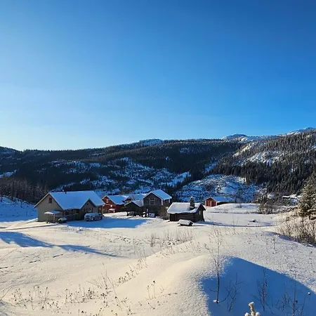 Sjoaasen Holiday home *