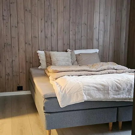 Feriehus Sjoaasen *